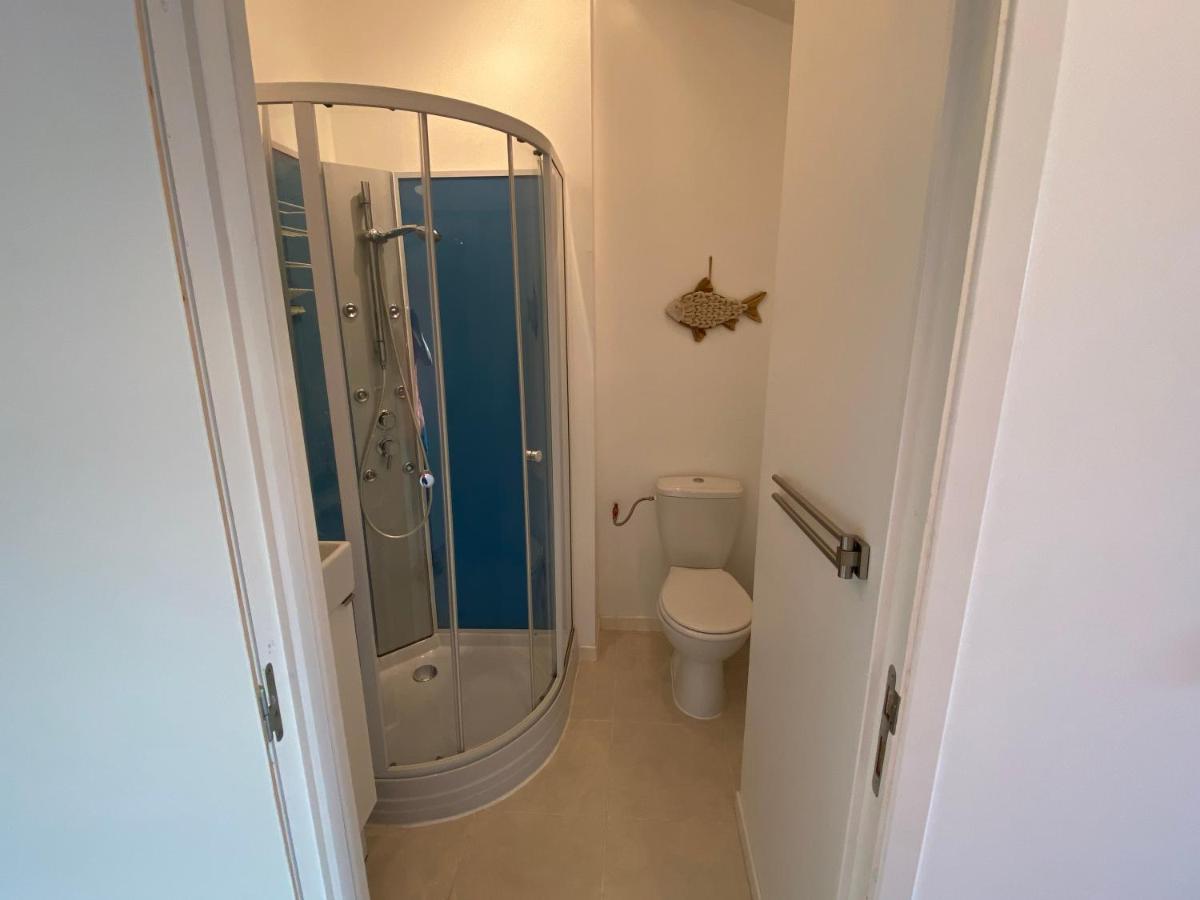 Auberge Gekko Ornaisons Eksteriør billede