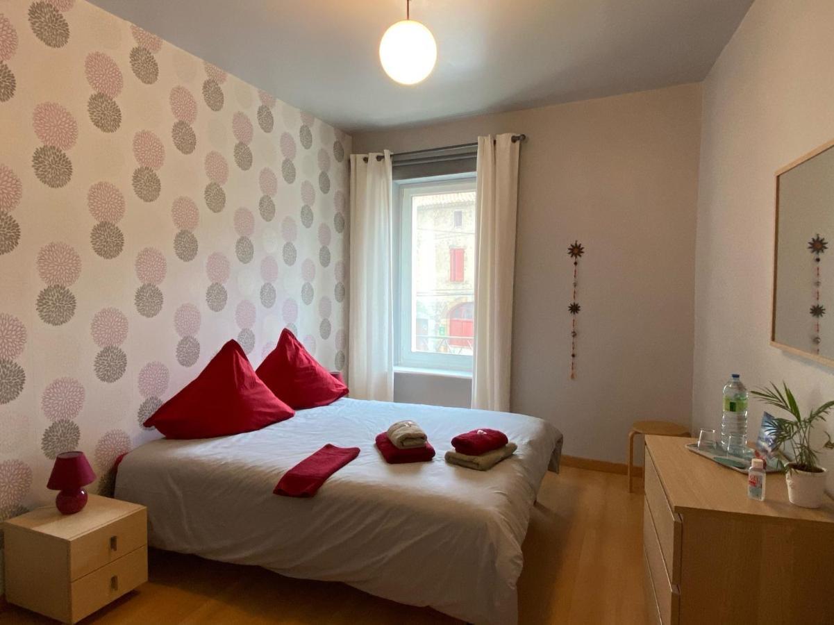 Auberge Gekko Ornaisons Eksteriør billede